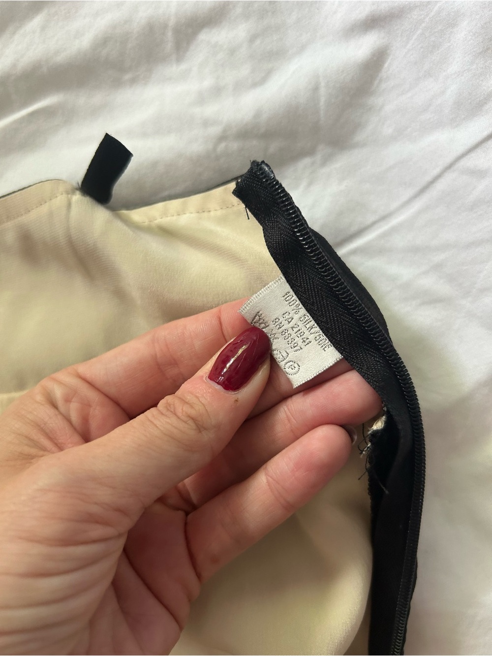 VINTAGE silk dress - Picture 4 of 10